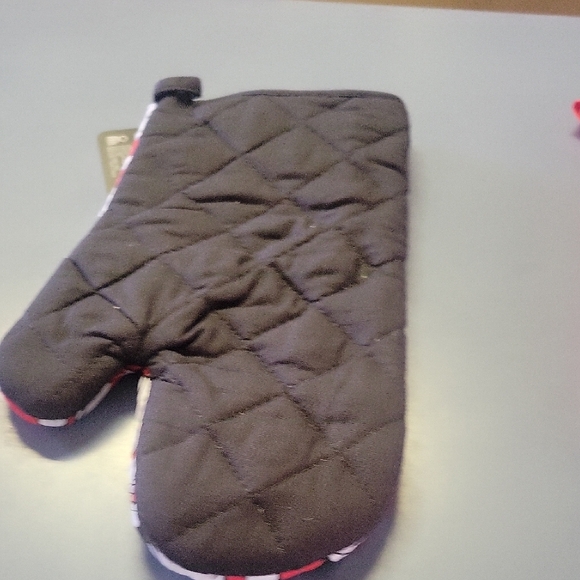 Mickey Mouse Oven Mitts and Spatula Set - Picture 4 of 4